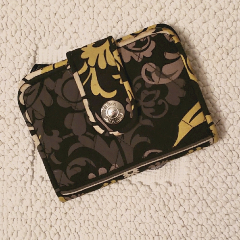 VERA BRADLEY WALLET